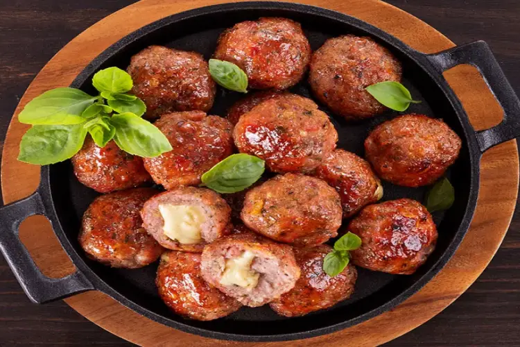 Receita de Aperitivo de Linguiça Toscana E Muçarela Defumada