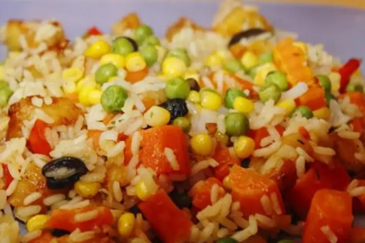 Receita de Arroz a Grega igual o da escola