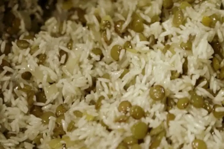 Receita de Arroz com lentilha