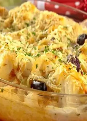 Receita de Bacalhau gratinado com creme de mandioca