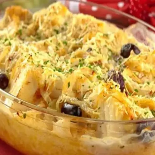 Receita de Bacalhau gratinado com creme de mandioca