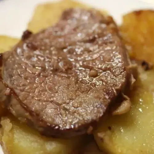 Receita de Bife à cortador com batatas salteadas