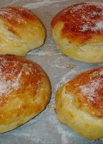 Receita de Bisnaguinhas de Leite