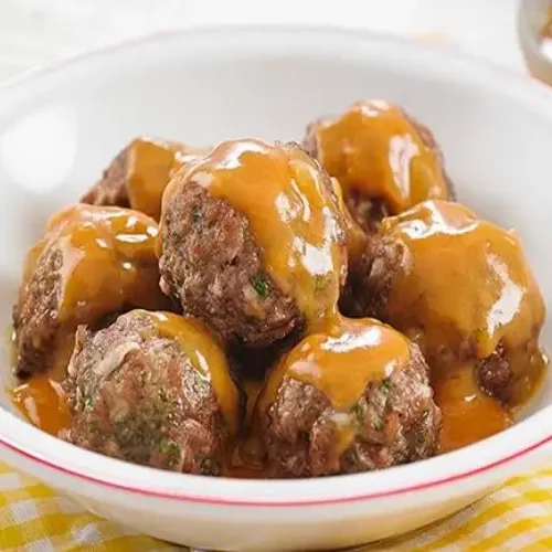 Receita de Bolinho de carne com molho rosé