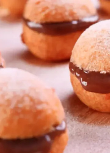 Receita de Bolinhos com creme de chocolate