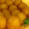 Receita de Bolinhos de Batata e Queijo