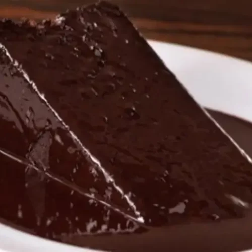 Receita de Bolo Molhadinho de Chocolate