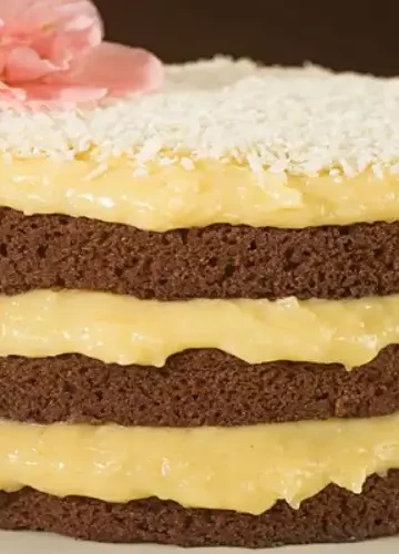 Receita de Bolo Pelado de Coco Naked Cake