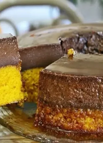 Receita de Bolo de Cenoura com Pudim de Chocolate