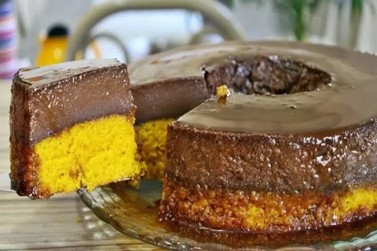 Receita de Bolo de Cenoura com Pudim de Chocolate