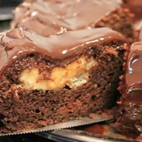 Receita de Bolo de Chocolate Com Recheio de Beijinho