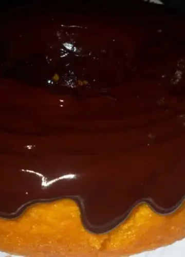 Receita de Bolo de cenoura light com ganache