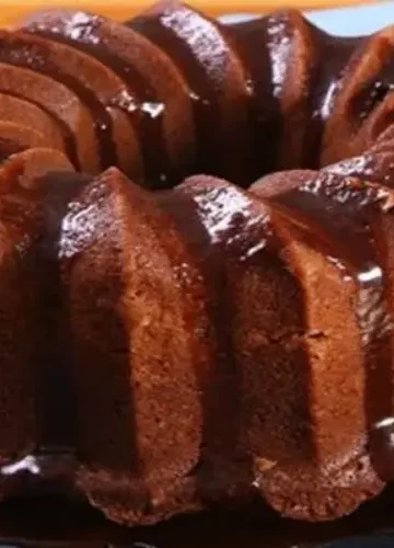 Receita de Bolo de chocolate com maizena de microondas