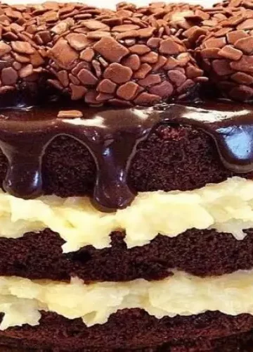 Receita de Bolo de Prestígio e Brigadeiro