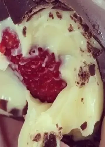 Receita de Bombom de Morango com Brigadeiro Branco