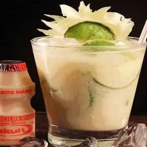 Receita de Caipirinha de Yakult