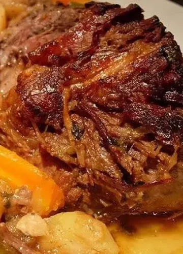 Receita de  Carne Assada com Maçã e Vinho do Porto