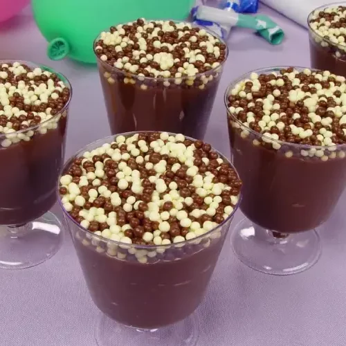 Receita de Brigadeiro no Copinho para Festas,