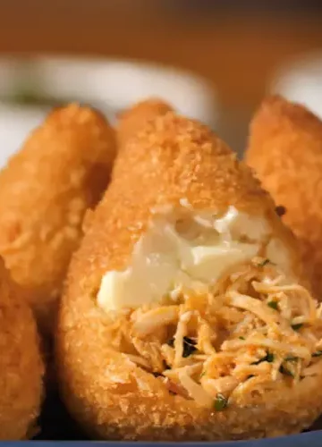 Receita de Coxinha de pão de forma