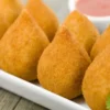 Receita de Coxinha de tapioca com queijo branco