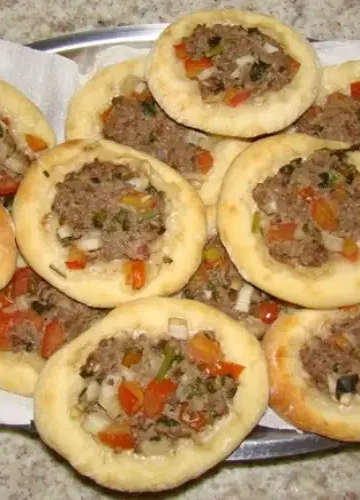 Receita de Esfiha Caseira Rápida