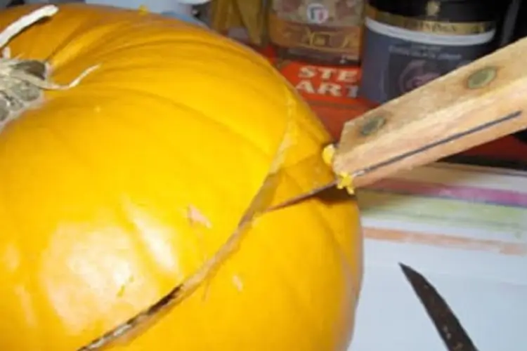 Como fazer Lanterna de Abóbora esculpida (Jack-o'-lantern)