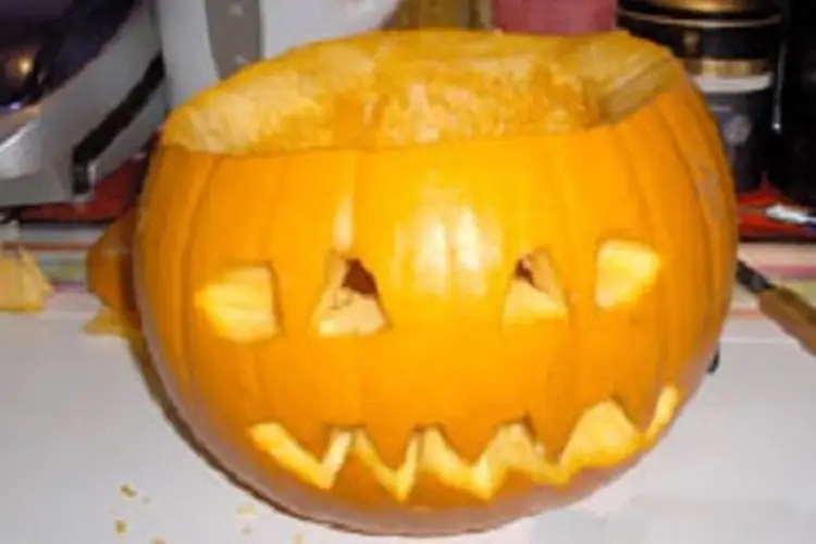 Como fazer Lanterna de Abóbora esculpida (Jack-o'-lantern)