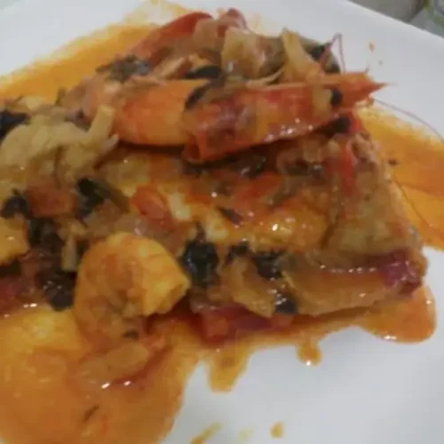 Receita de Moqueca de peroá - Porquinho