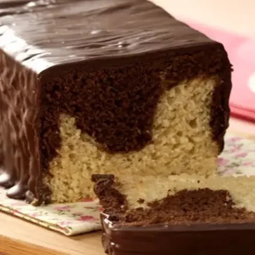 Receita de Pão bicolor de chocolate com baunilha de liquidificador