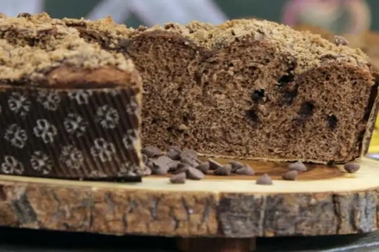 Receita de Pão de Chocolate com Cobertura