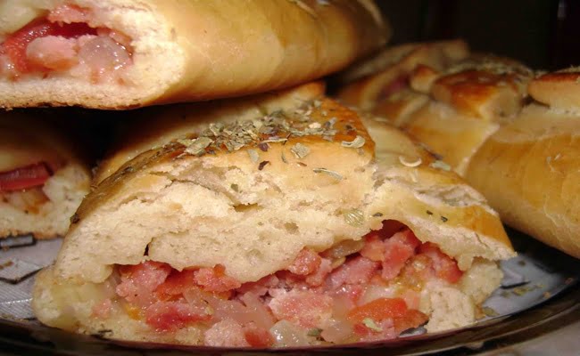 Receita de Pão de linguiça Recheado