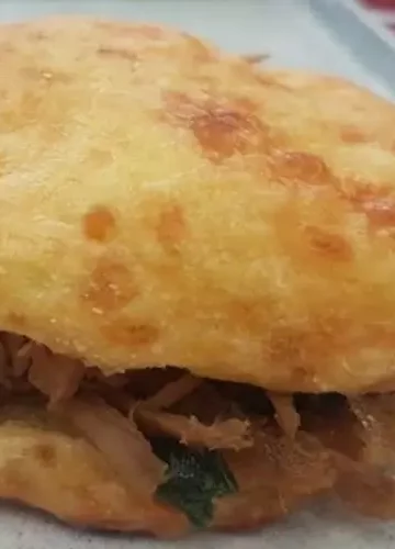 Receita de Pão de queijo com pernil