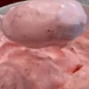 Receita de Recheio de Mousse de Morango, aprenda como fazer um Recheio de Mousse simples e fácil, com o sabor do morango.