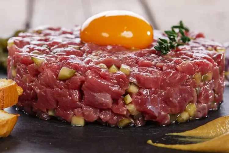 Receita de Steak Tartare ou Steak Tartar ou ainda bife tártaro