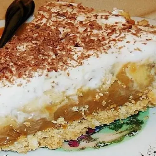 Receita de Torta de Banana com Chantilly