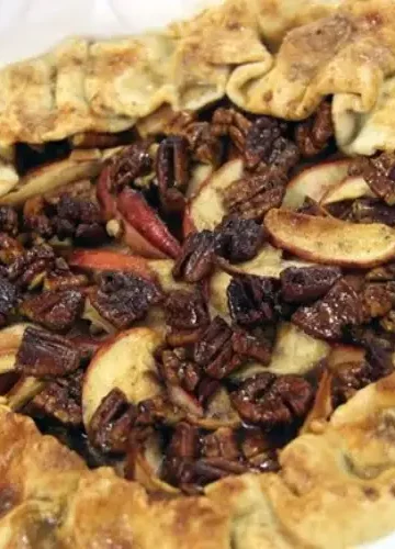 Receita de Torta de Maçã com Nozes Pecan