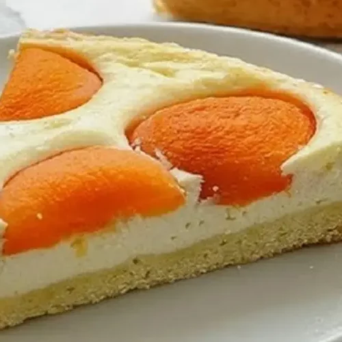 Receita de Torta de Pêssegos e Requeijão