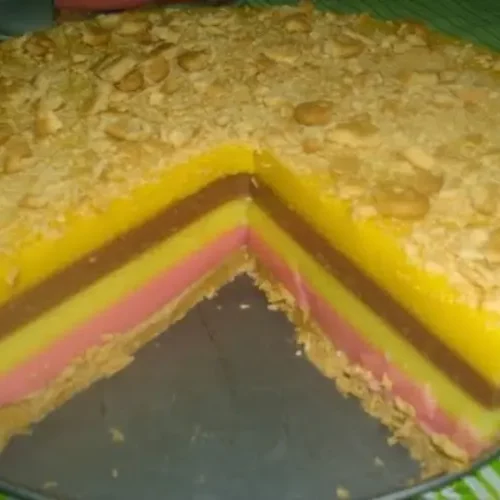 Receita de Torta de Pudins Boca Doce com Bolacha Maria