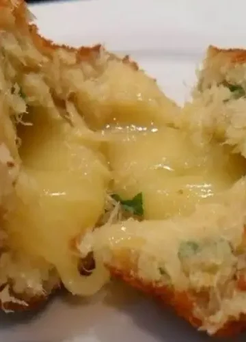 Receita de Bolinho de Bacalhau com queijo