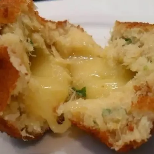 Receita de Bolinho de Bacalhau com queijo