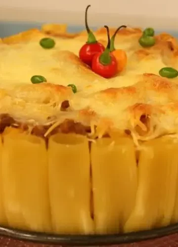 Receita de Bolo Assado de Macarrão