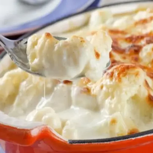 Receita de Couve Flor Gratinada com Molho Branco e Queijo