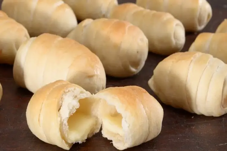 Receita de Enroladinho de Queijo