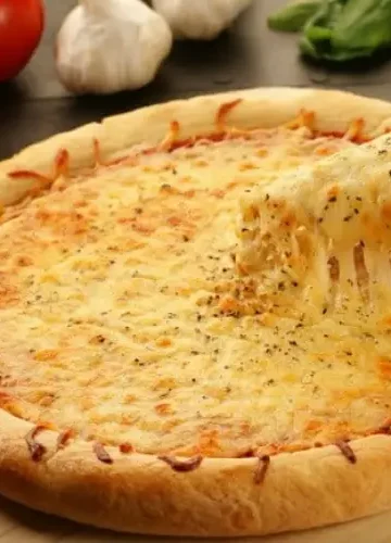 Receita de Pizza de Pão de Queijo Sem Glúten