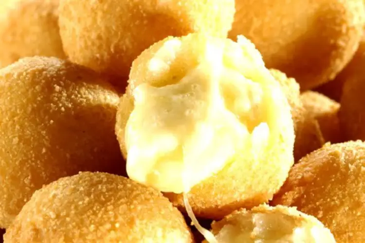 Receita de Bolinha de Queijo Fácil e Rápido